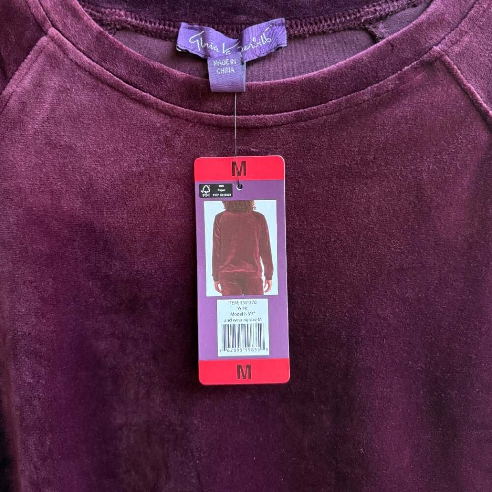 NWT Gloria Vanderbilt Velour Pullover, Women's Medium - Picture 3 of 5